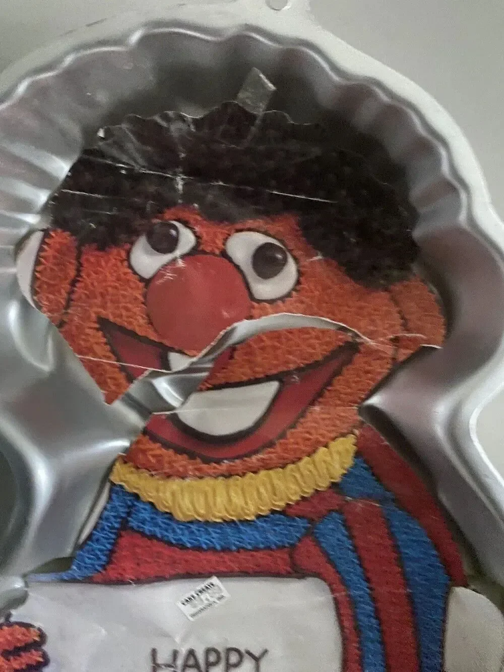 ERNIE SHAPED CAKE PAN 1983 WILTON 2105-3173 with instructions